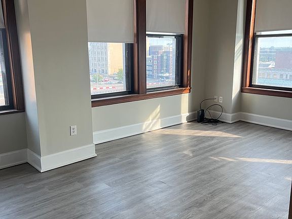 2nd image of 329 Main St #5A