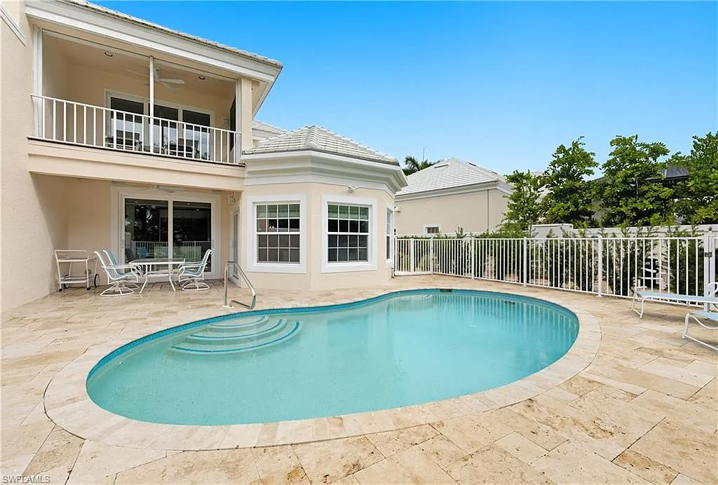 3 bed, 2820 sqft, $25,000 — Photo 1