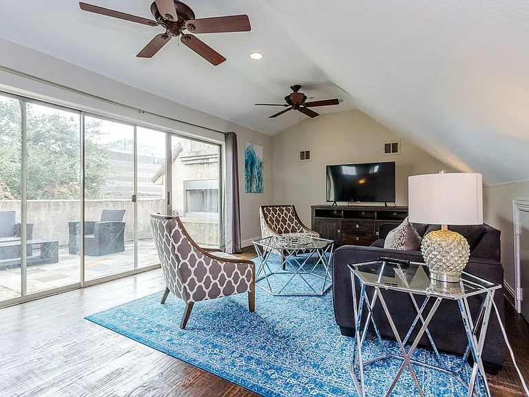 3817 Bowser Ave #C — Photo 39