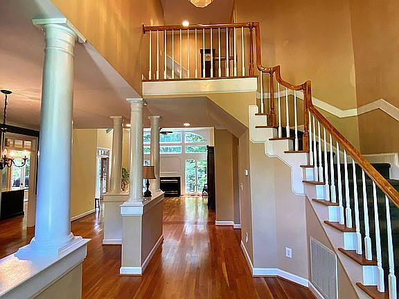 Dramatic foyer - wow!