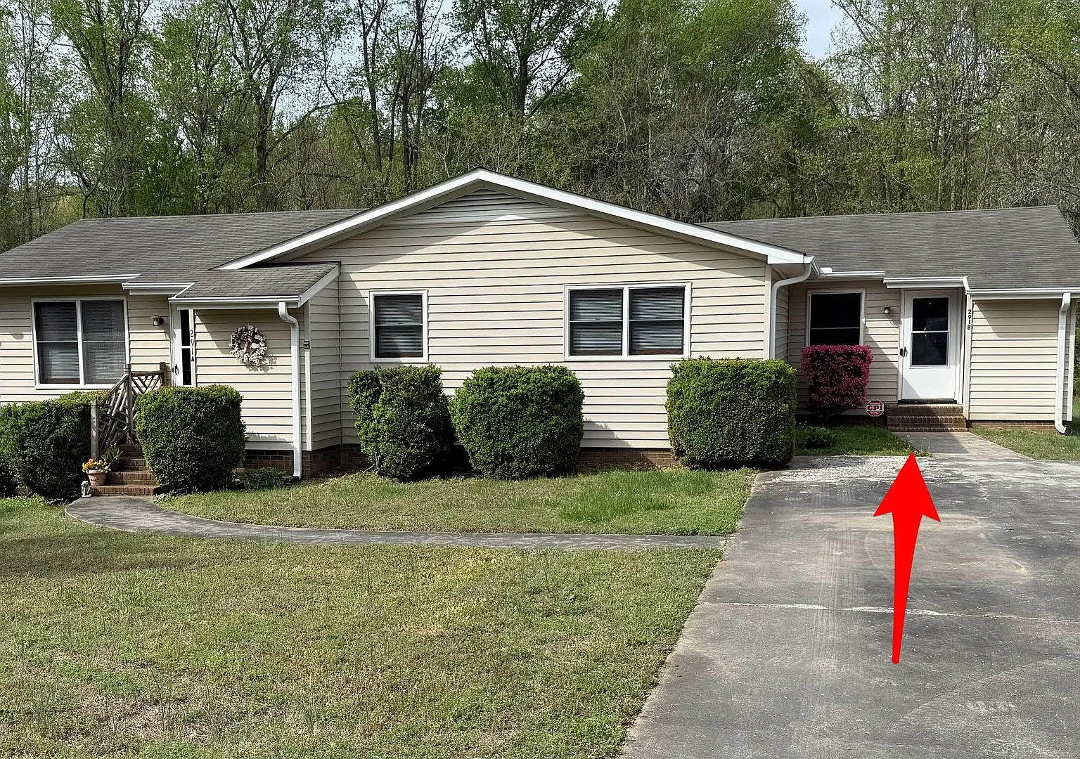 291 Tussey Road — Photo 1