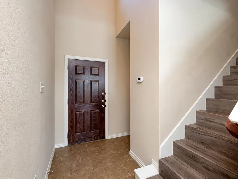 4602 Ladyfern Way — Photo 5