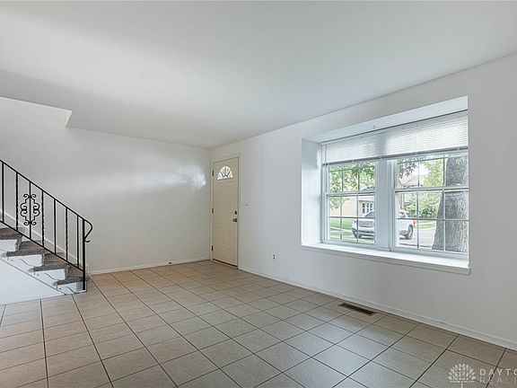 2nd image of 7535 Mount Hood Dr