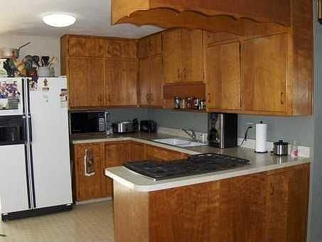 5th image of 245 N Whitcomb Ave