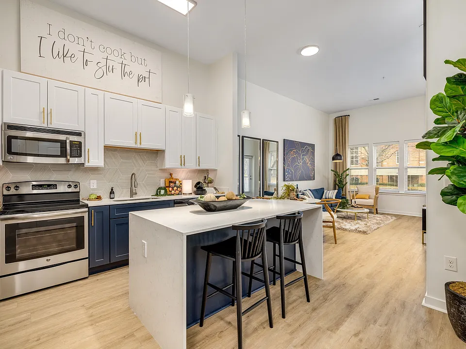 Midtown 205