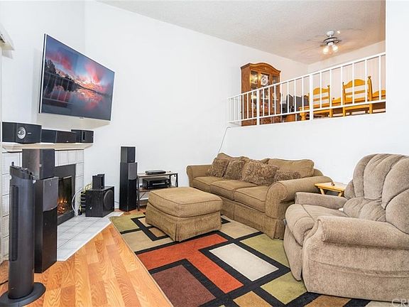 5th image of 1977 Glenoaks Blvd Unit 172