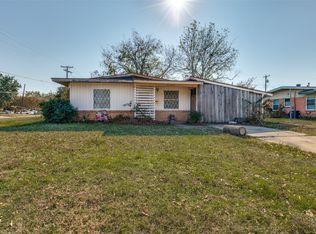 1424 Arcady Ln, Irving, TX 75061
