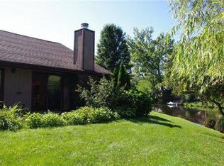 2202 Island Dr, Michigan City, IN
