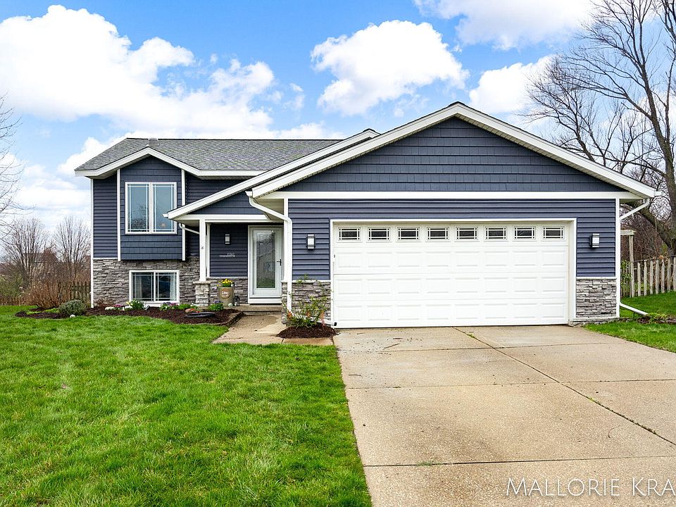1st image of 11361 Stonehedge Dr