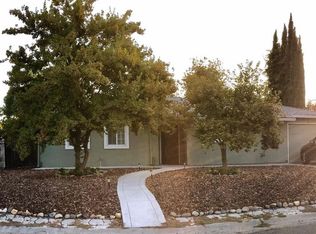 1020 Singingwood Rd, Sacramento, CA 95864