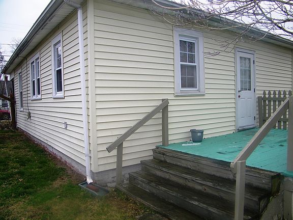 2nd image of 1609 Highland St