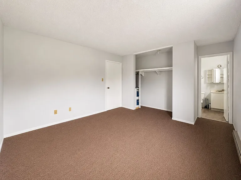 89 Moser St #8 — Photo 5
