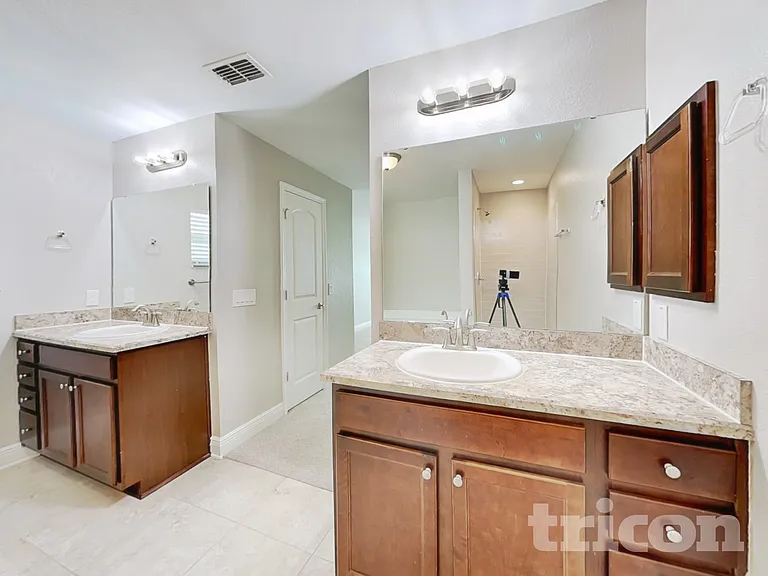 1599 Lemon Ave — Photo 13