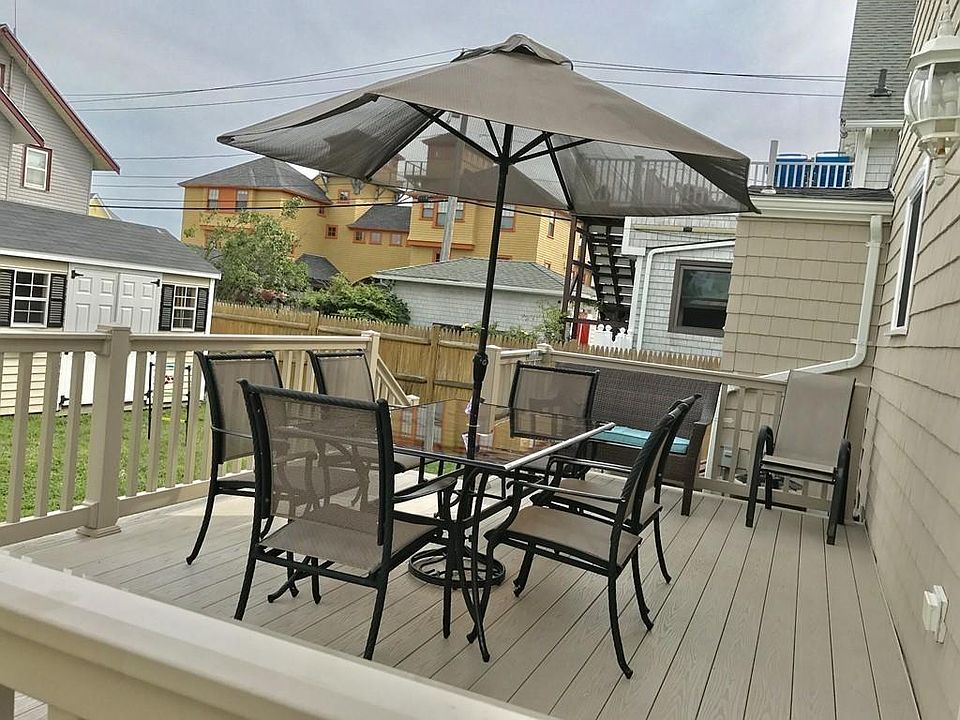 37 R St, Hull, MA 02045 Zillow