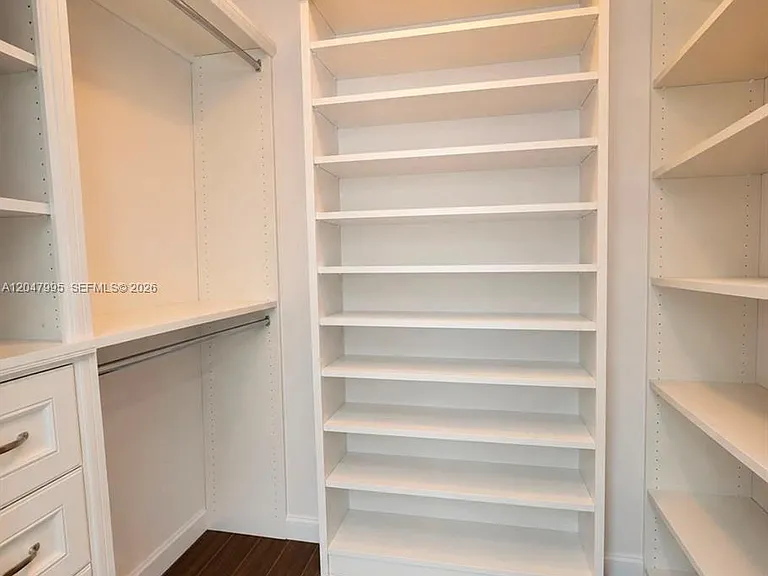 1428 SW 47th Ave — Photo 21