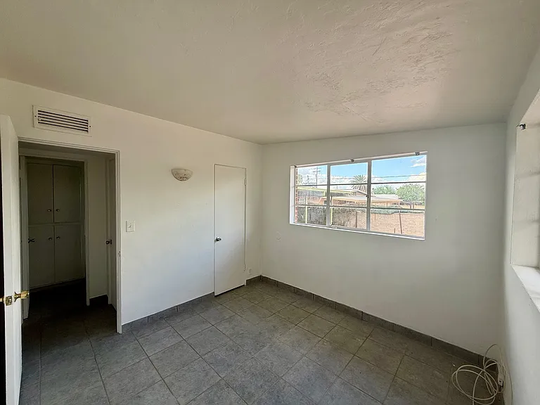 1607 E Mitchell St #1607 — Photo 3