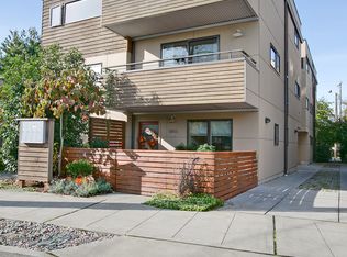 3041 18th Ave S #A, Seattle, WA 98144