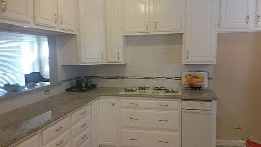 5th image of 10444 Lanshire Dr