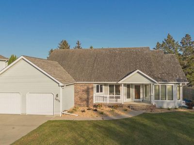 3875 Belmont Rd, Grand Forks, ND, 58201