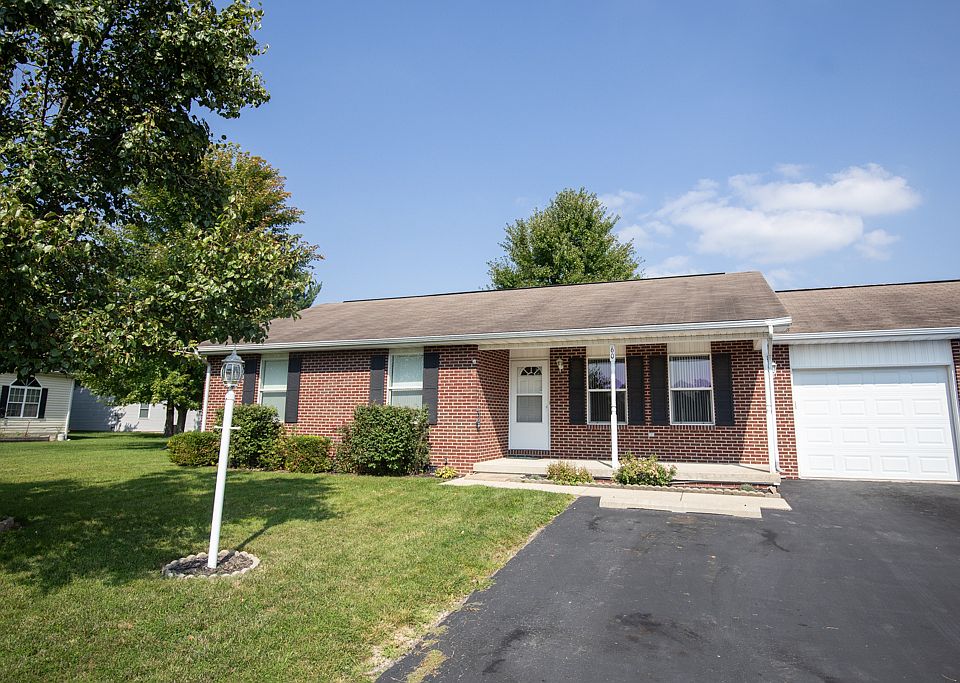 1st image of 60 Brookside Dr