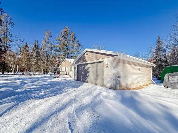 11664 Heyrman Dr, Crivitz, WI 54114