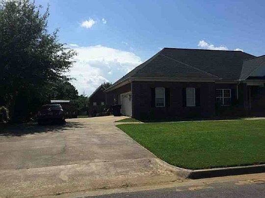 2nd image of 149 Anna Brook Ln