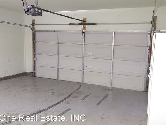 5th image of 635 Leah Ln