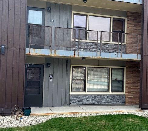 2nd image of 9608 W Higgins Rd APT 2C