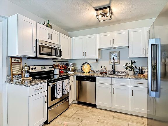 3rd image of 135 CONNIE AVENUE