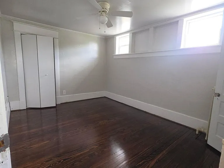 420 Riverland Rd SE #B — Photo 3
