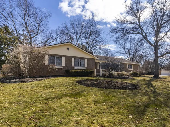 4300 Donington Rd, Columbus, OH 43220