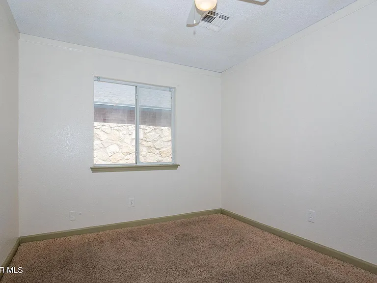 11641 Desert Keep Dr — Photo 16