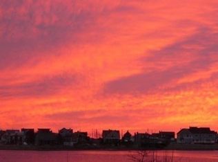 7 Riverside Dr, Newbury, MA 01951