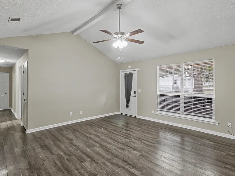 43 Sandy Run Rd SE — Photo 3