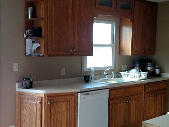 Custom and Adjustable Cabinets