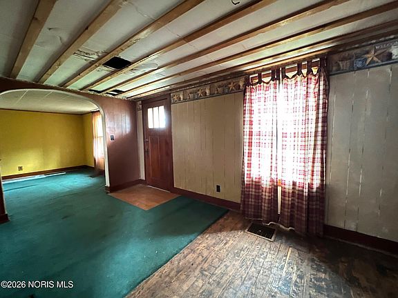 5th image of 716 Marseilles Ave