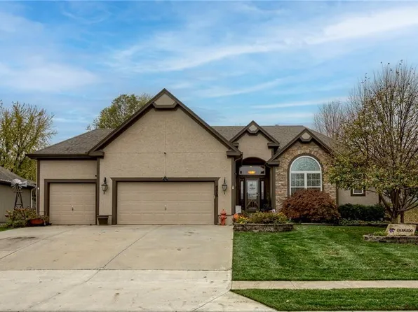 4510 N 122nd St, Kansas City, KS 66109