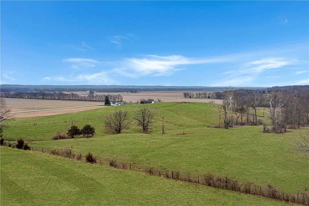3695 State Route 55 photo 1