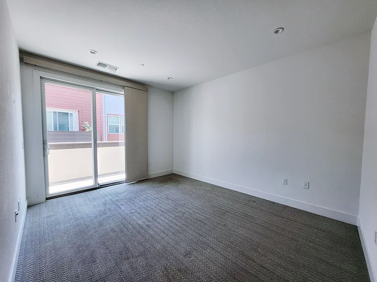3032 Lamory Pl — Photo 12