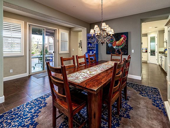 5th image of 3576 Leonardo Way
