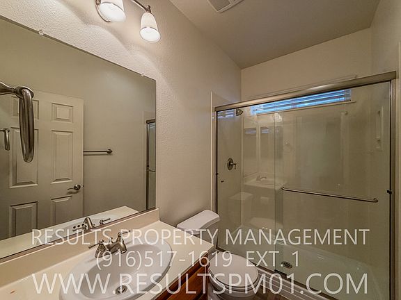 5th image of 2425 Foxcroft Cir