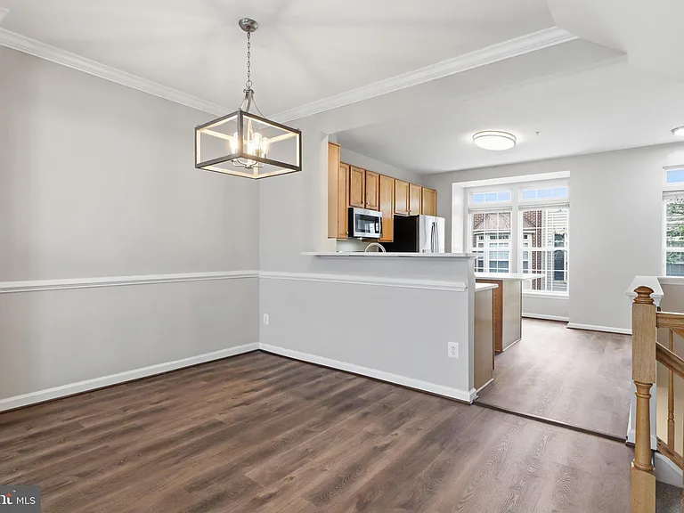 986 Harrison Cir — Photo 9