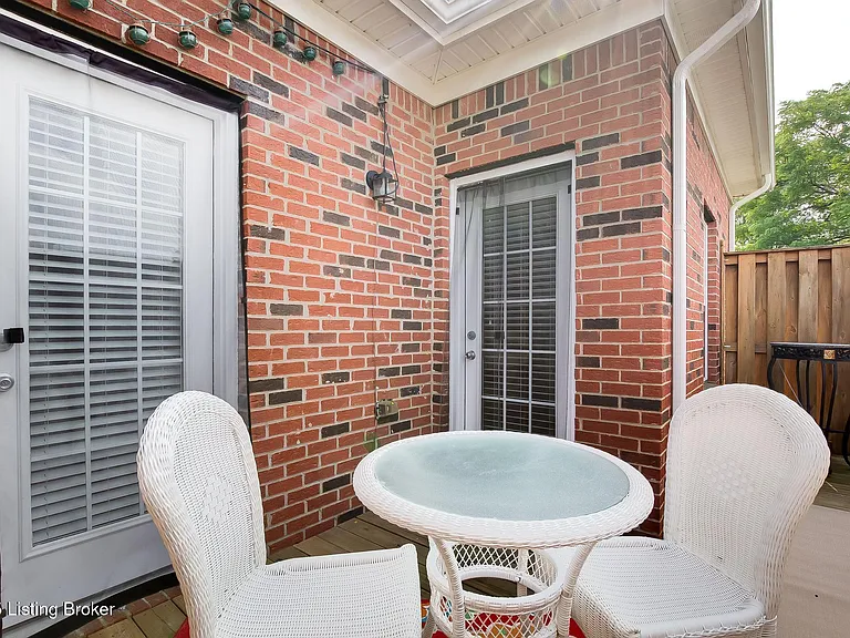 203 S Dorsey Ln #0 — Photo 30