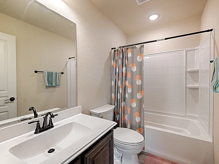 1721 Maplewood Dr — Photo 18