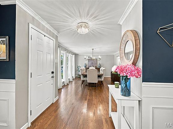2nd image of 1517 Rue Renee