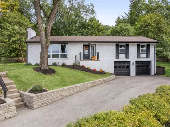 6 Tussey Cir, Pittsburgh, PA 15237