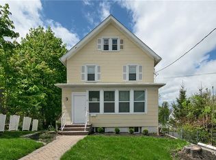 10 Ridge St, Middletown, NY 10940