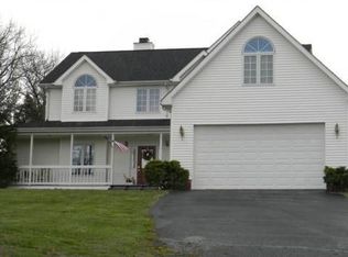 1200 Stoneridge Rd, Lawrenceburg, KY 40342