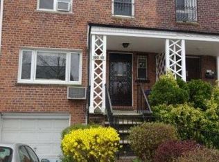 10856 66th Ave, Forest Hills, NY 11375