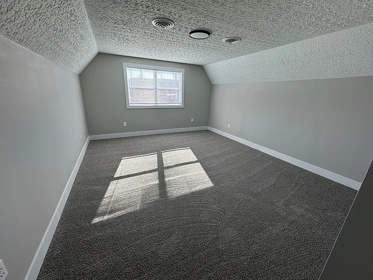 475 Boyd Ln — Photo 5